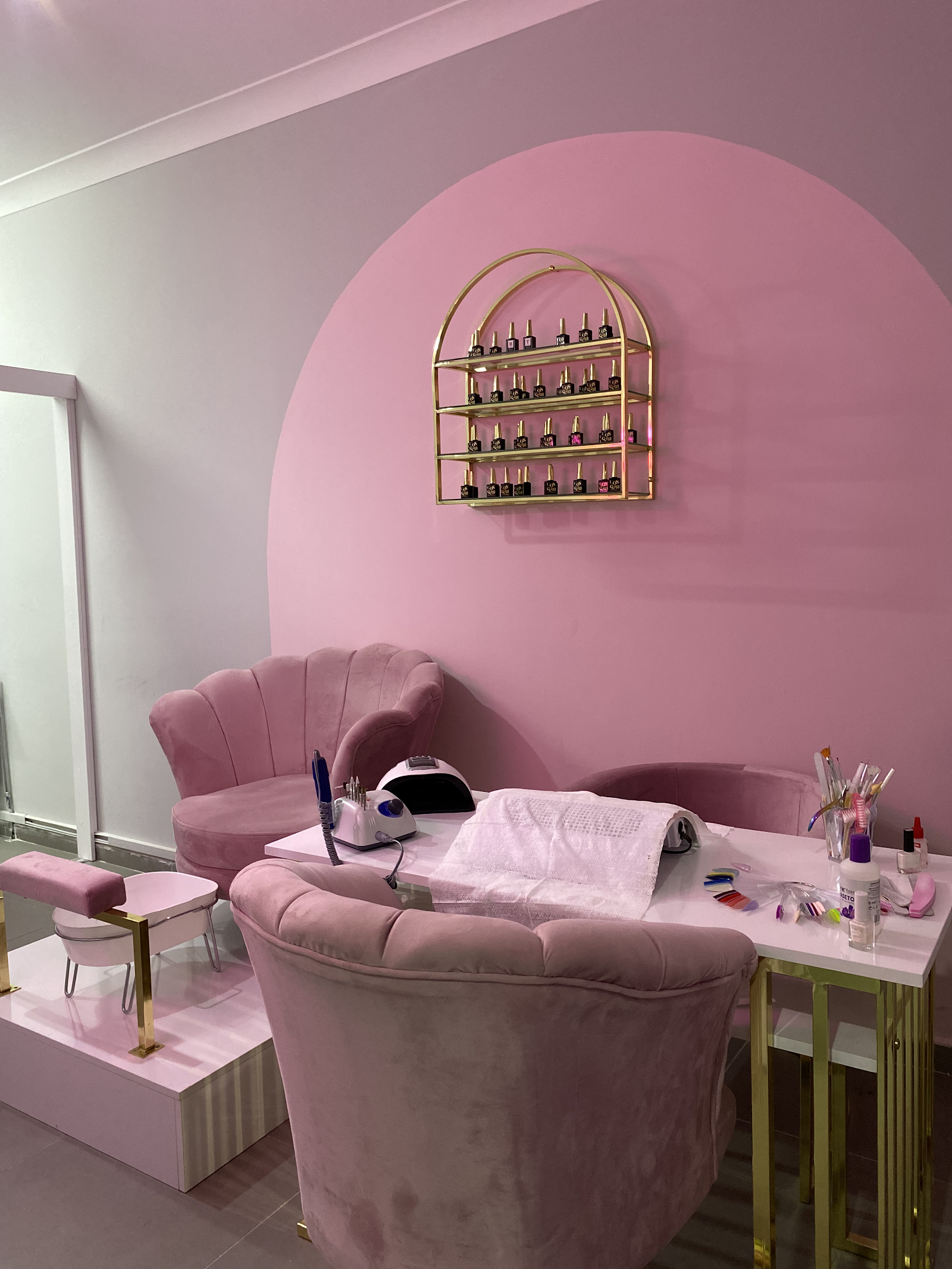 Ünzile’s Beauty Merkezimiz Kadınlara Özeldir kır düğünü mekanı — Merkez